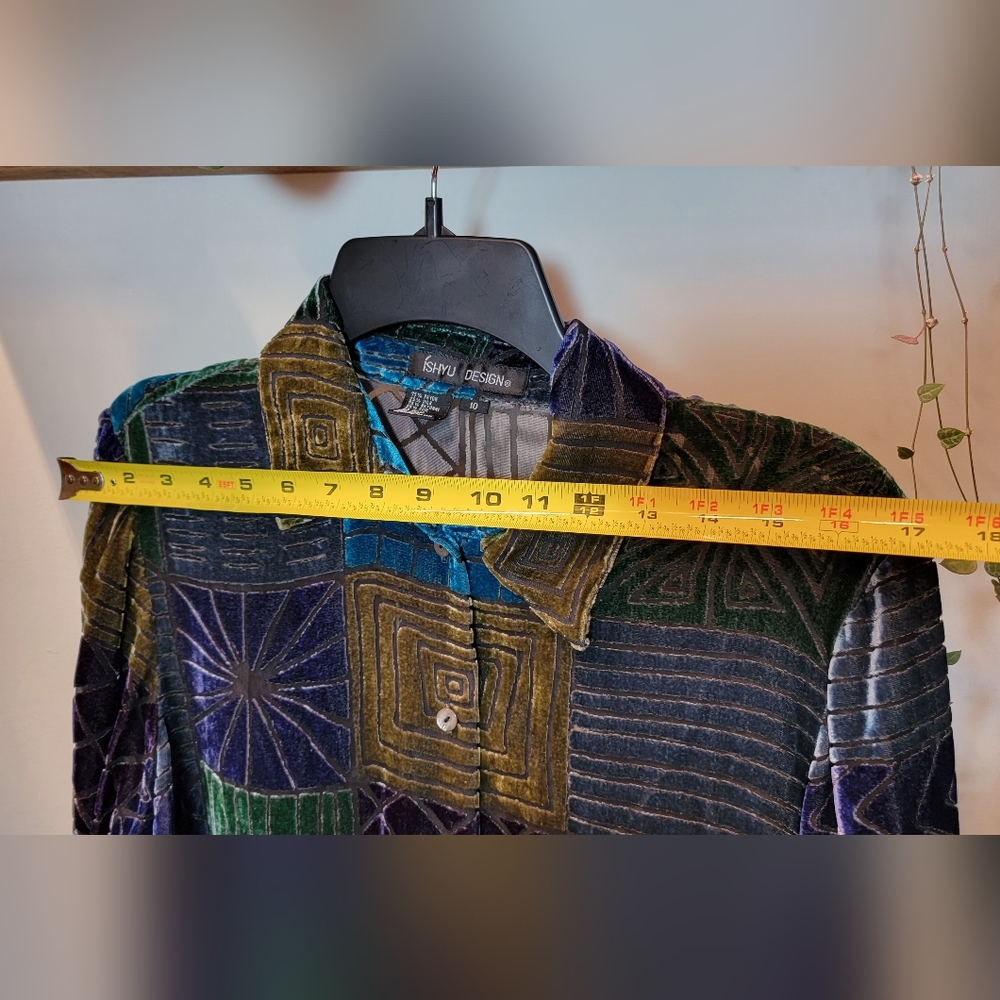 Super Unique Button Down - Picture 9 of 15